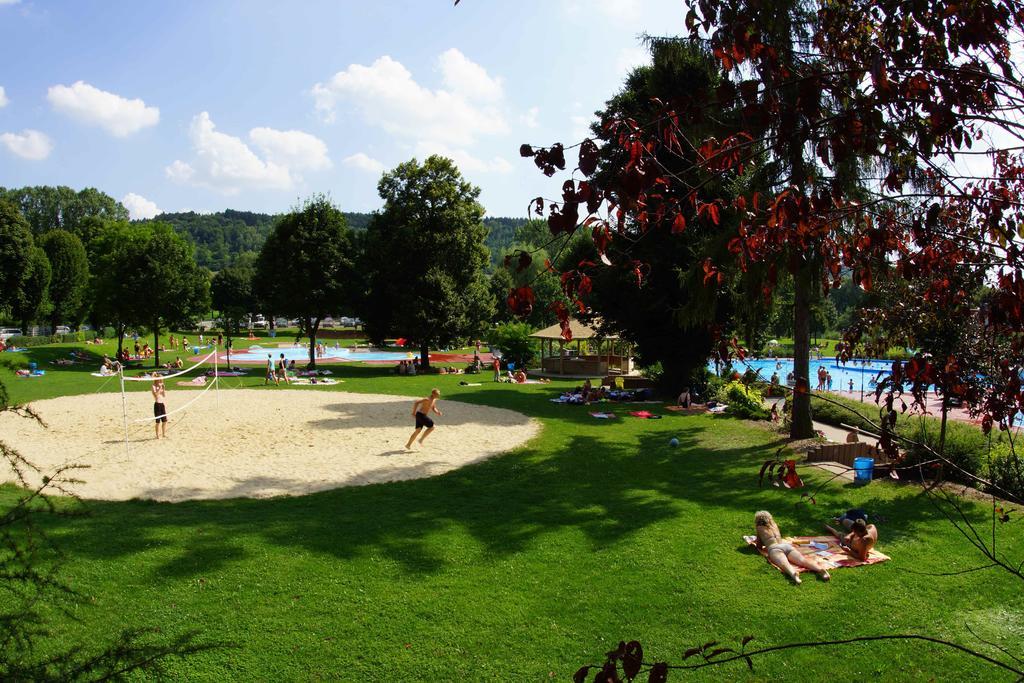 באד ביברה Waldhotel מראה חיצוני תמונה